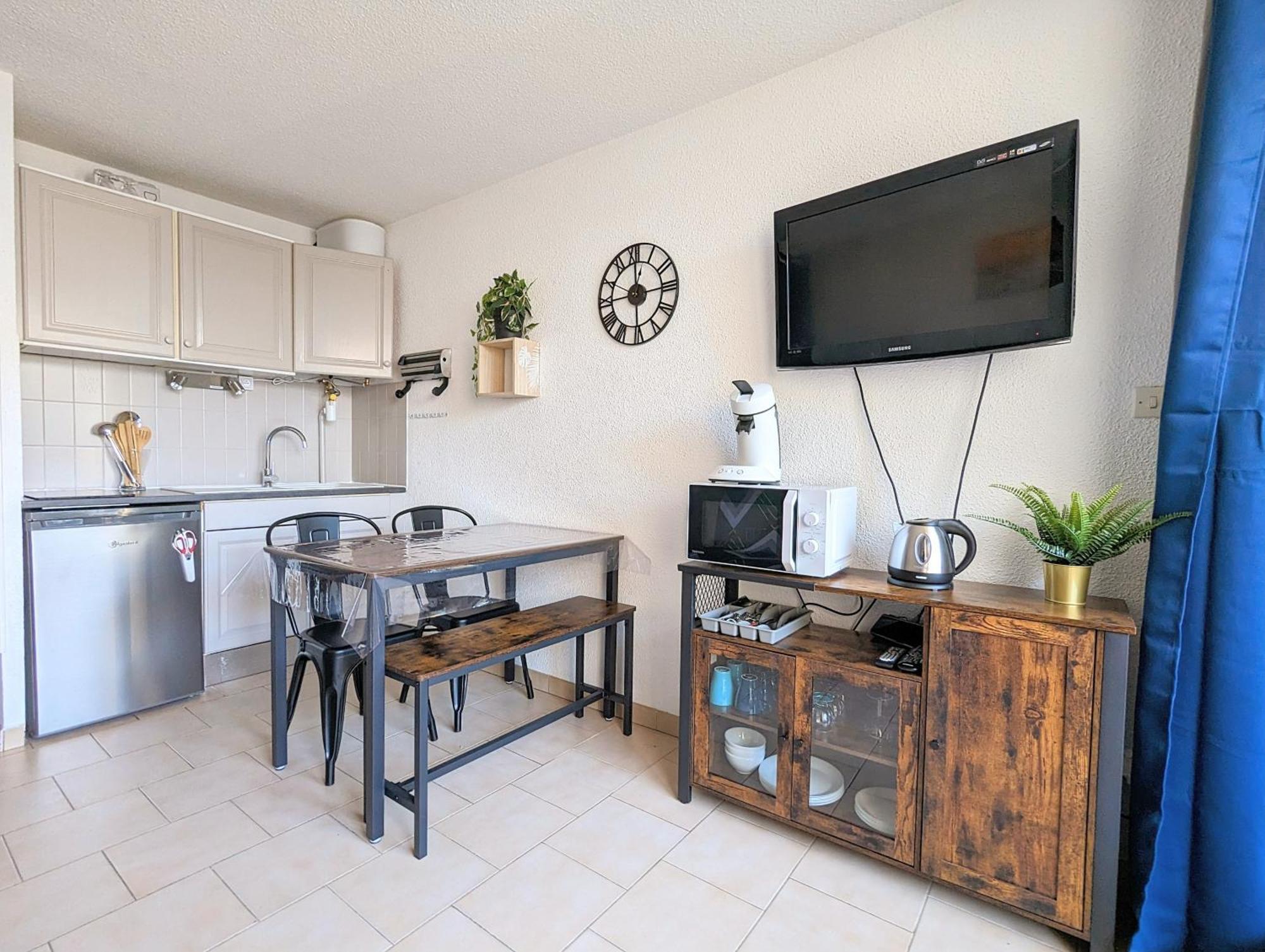 Appartement Au Calme + Parking Agde Dış mekan fotoğraf