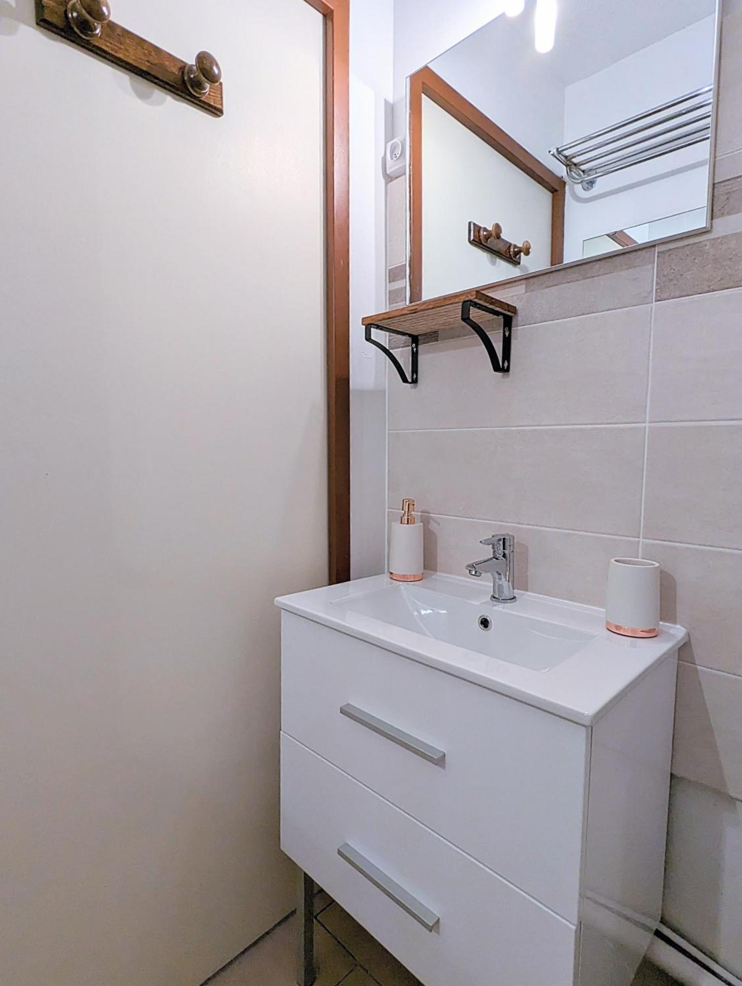 Appartement Au Calme + Parking Agde Dış mekan fotoğraf
