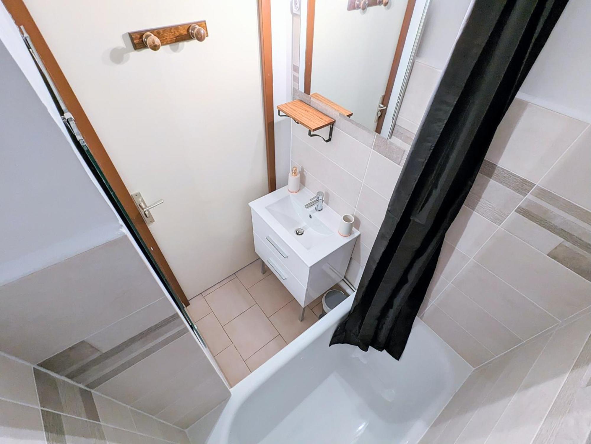 Appartement Au Calme + Parking Agde Dış mekan fotoğraf